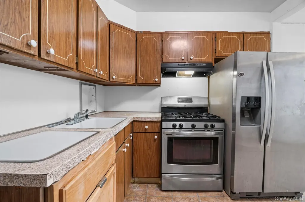 6810 60th Drive Maspeth NY 11378