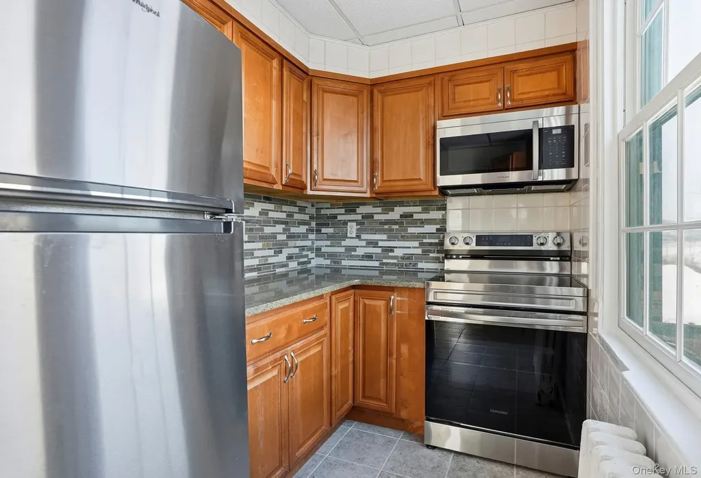 320 Simpson Place Peekskill NY 10566