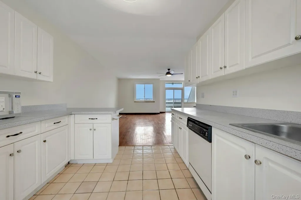 190 Fordham Street Bronx NY 10464
