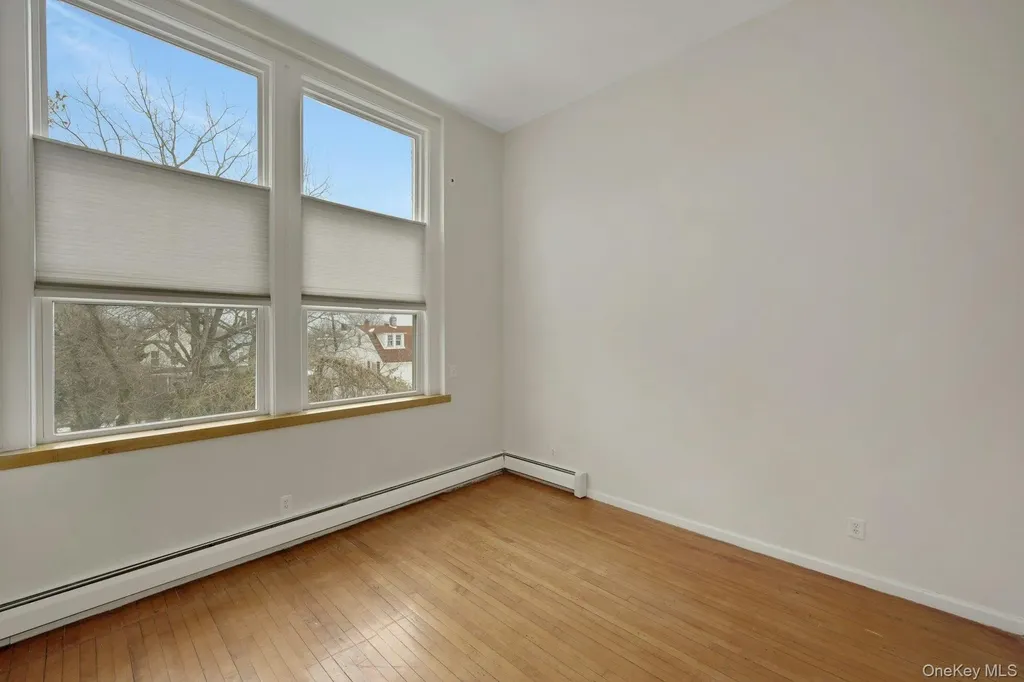 190 Fordham Street Bronx NY 10464