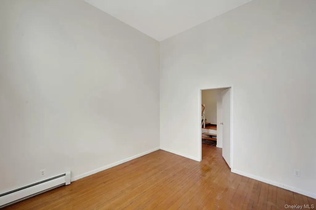 190 Fordham Street Bronx NY 10464