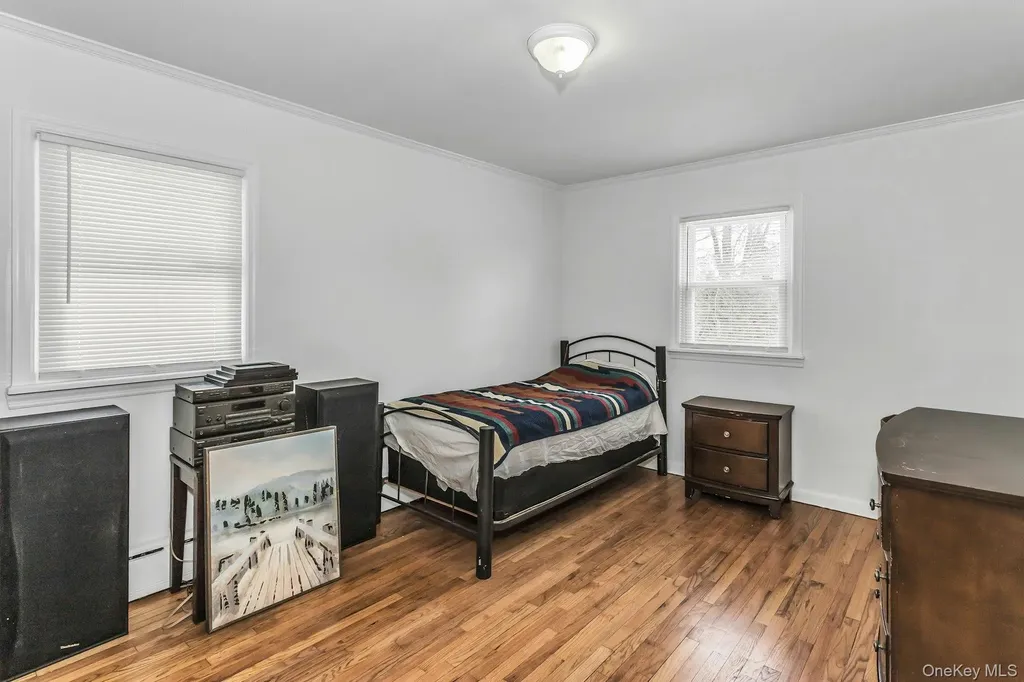 56 Dowsing Place Amityville NY 11701