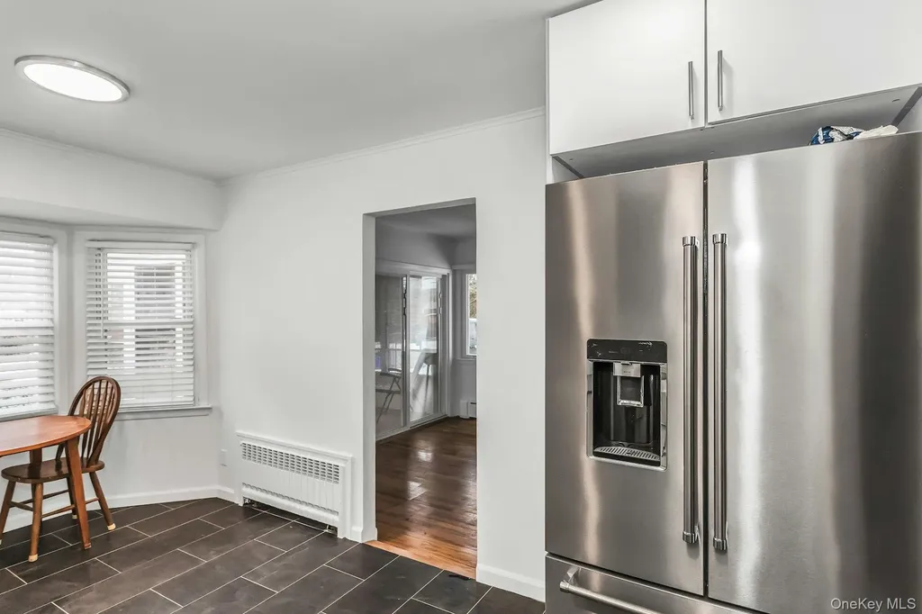 56 Dowsing Place Amityville NY 11701