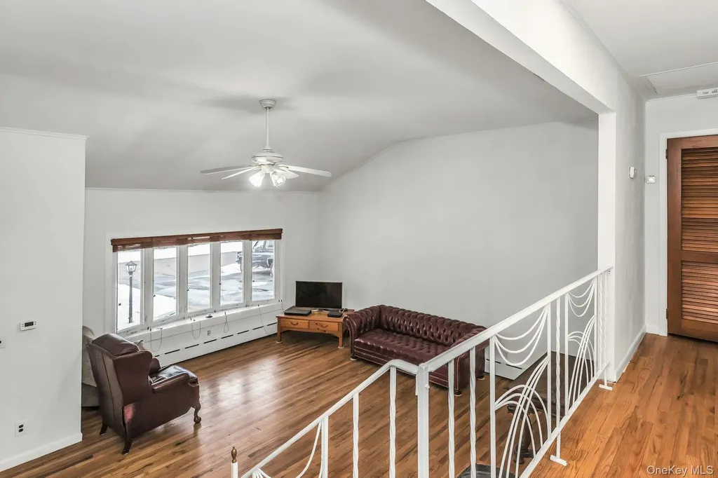 56 Dowsing Place Amityville NY 11701