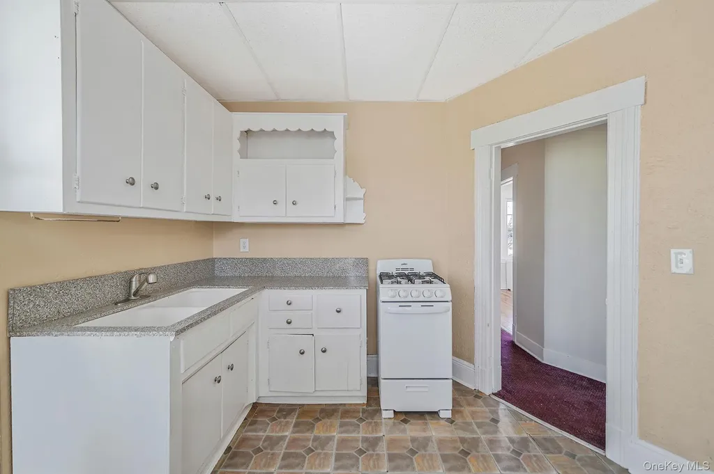 367 Vincent Avenue Lynbrook NY 11563