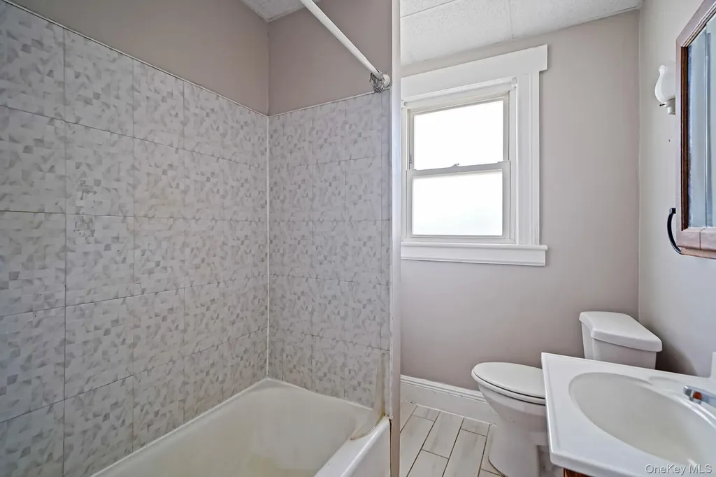 367 Vincent Avenue Lynbrook NY 11563
