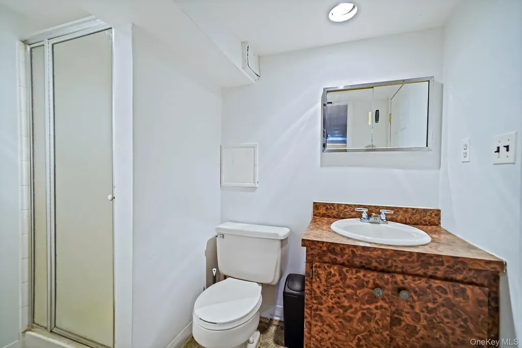 367 Vincent Avenue Lynbrook NY 11563