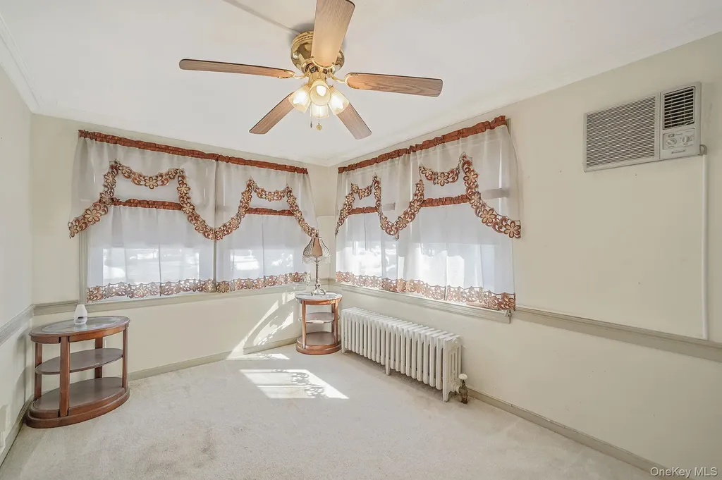 367 Vincent Avenue Lynbrook NY 11563