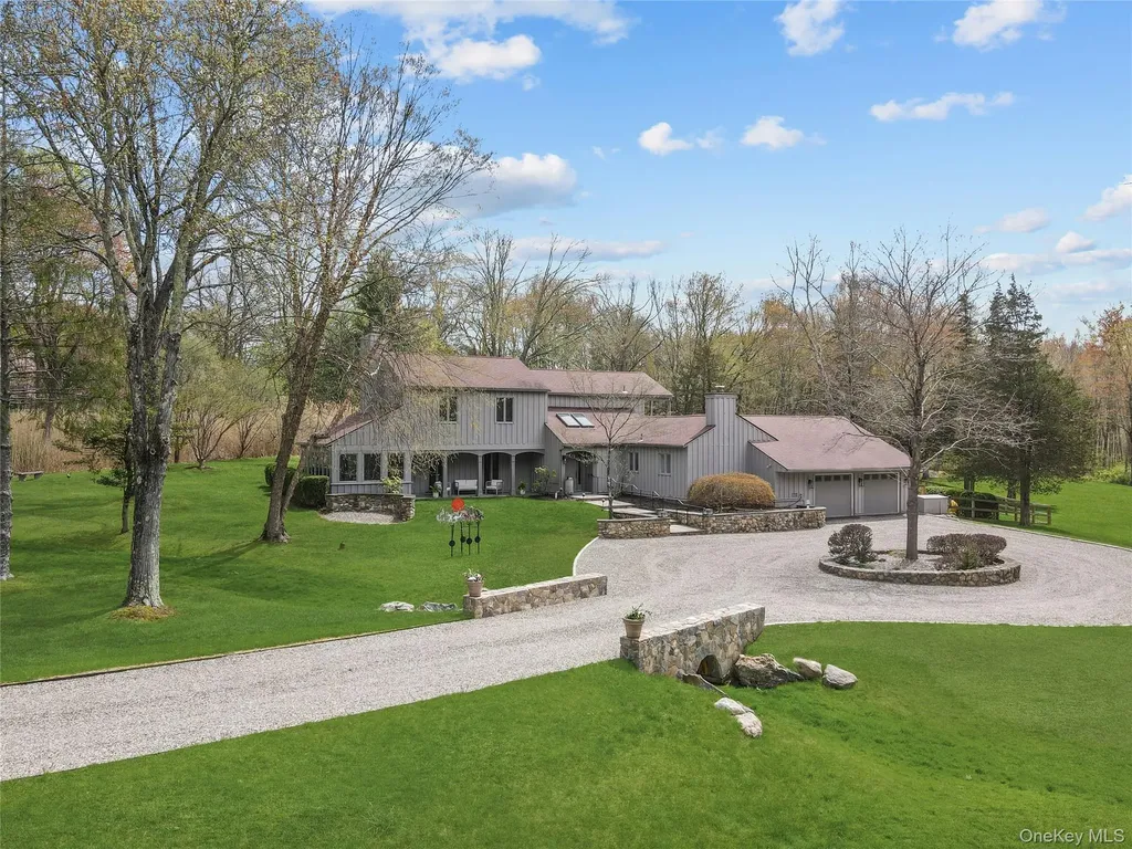 12 E Ridge Road Waccabuc NY 10597