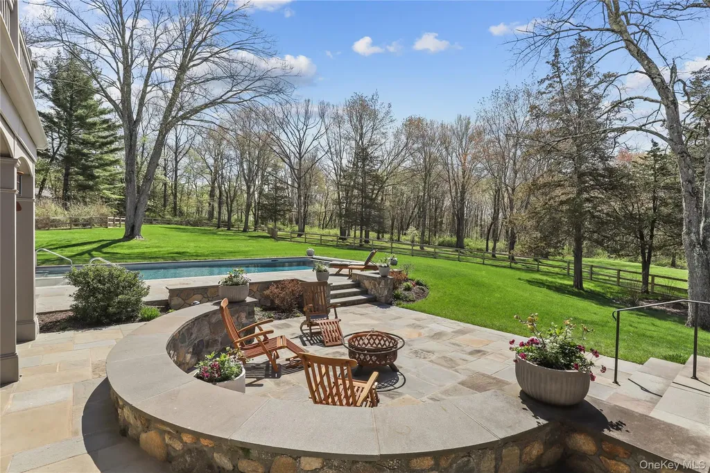 12 E Ridge Road Waccabuc NY 10597