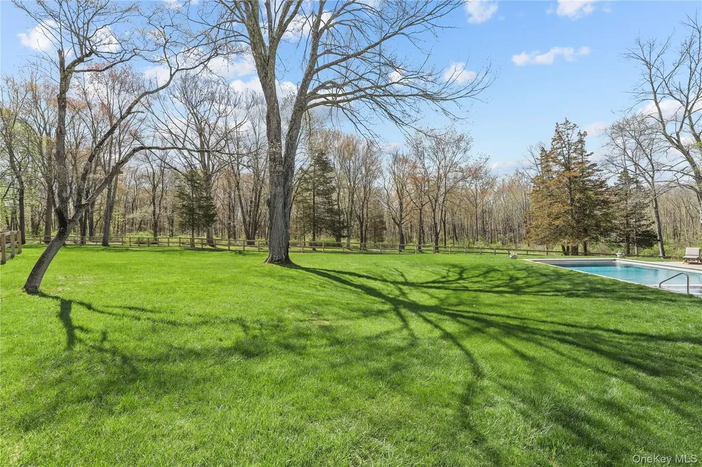 12 E Ridge Road Waccabuc NY 10597