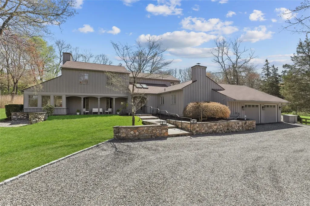 12 E Ridge Road Waccabuc NY 10597