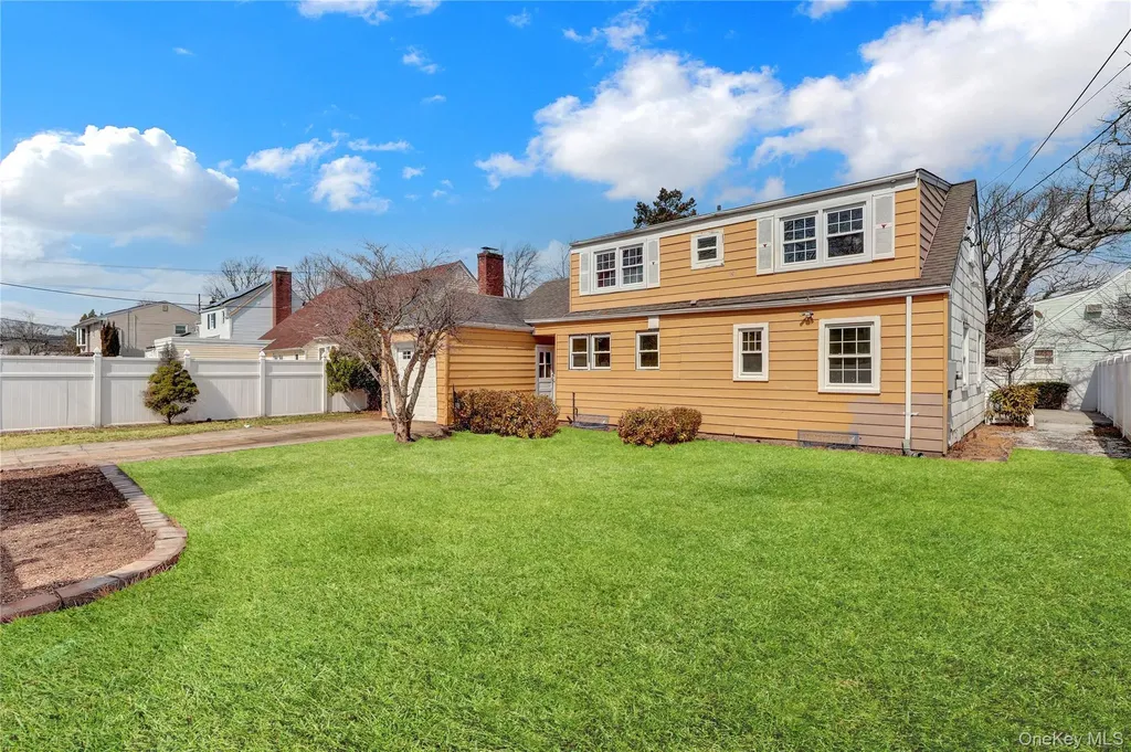 1009 Centennial Avenue North Baldwin NY 11510