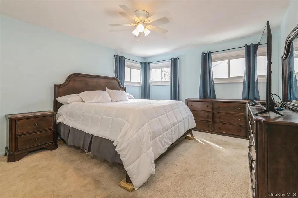 10 Hickory Street Central Islip NY 11722