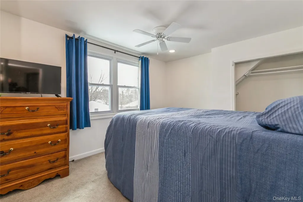 10 Hickory Street Central Islip NY 11722