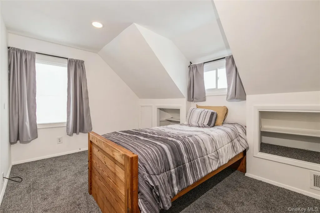 10 Hickory Street Central Islip NY 11722