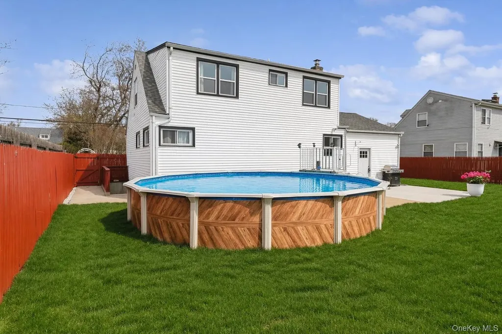 10 Hickory Street Central Islip NY 11722