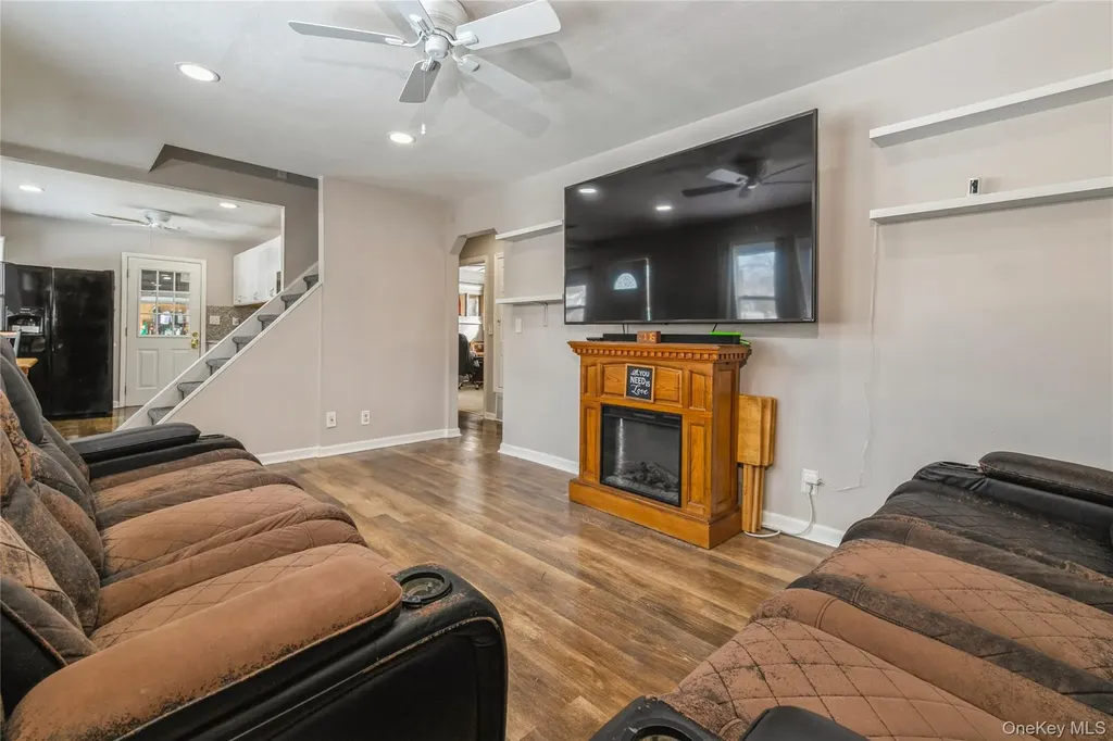 10 Hickory Street Central Islip NY 11722