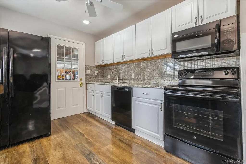 10 Hickory Street Central Islip NY 11722