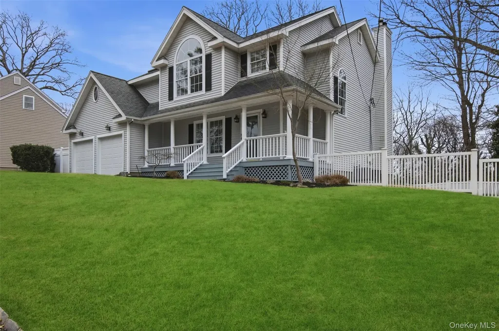 24 North Drive Centerport NY 11721