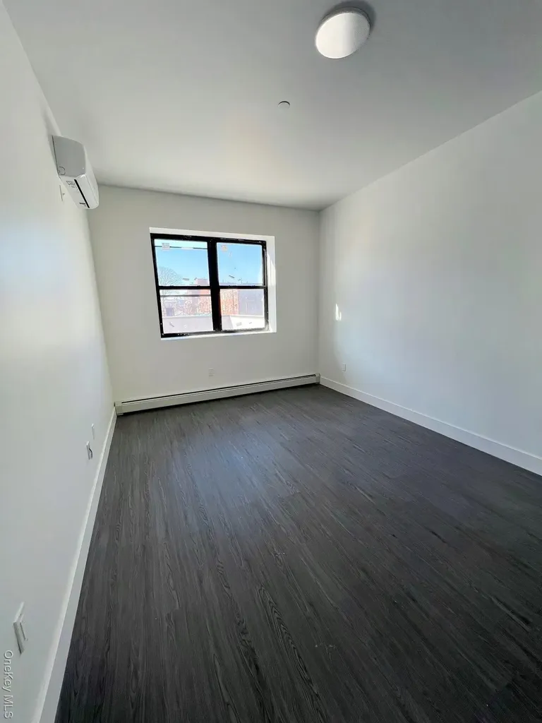 4512 104th Corona NY 11368