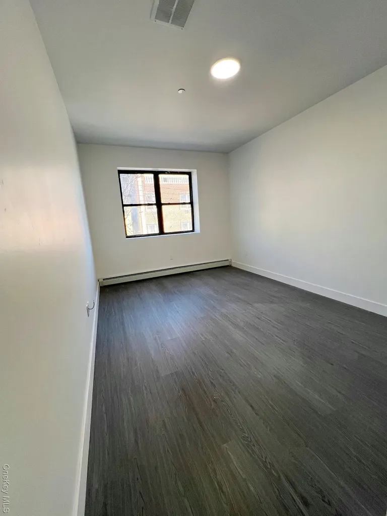 4512 104th Corona NY 11368