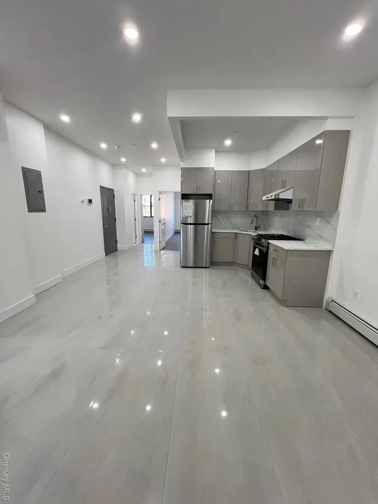 4512 104th Corona NY 11368