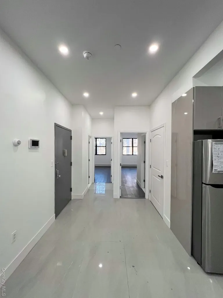4512 104th Corona NY 11368