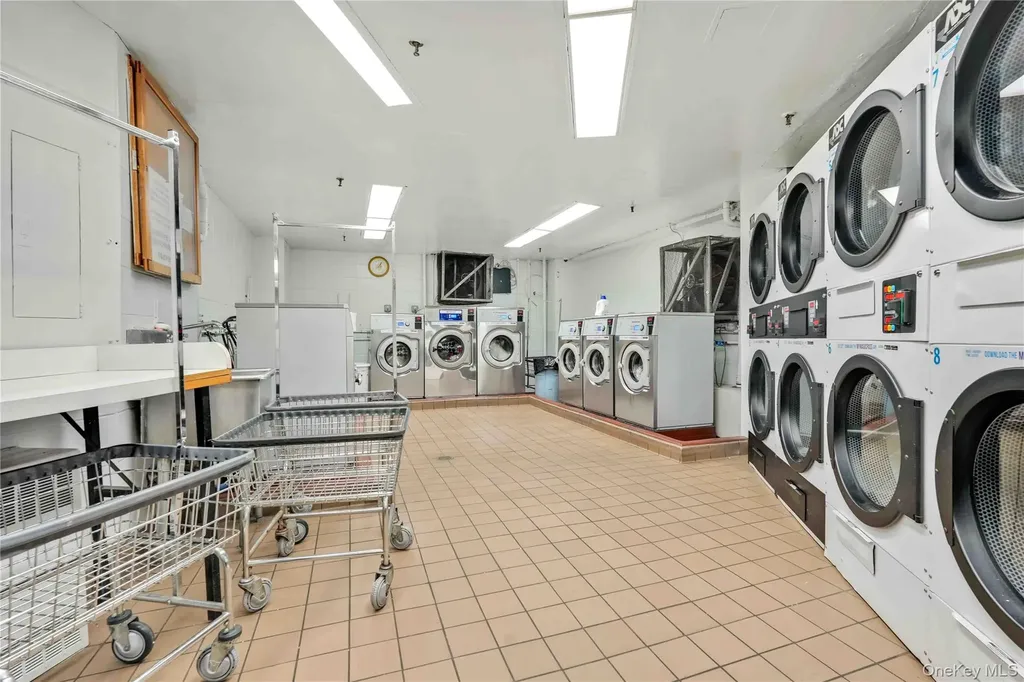 13835 Elder Avenue Flushing NY 11355