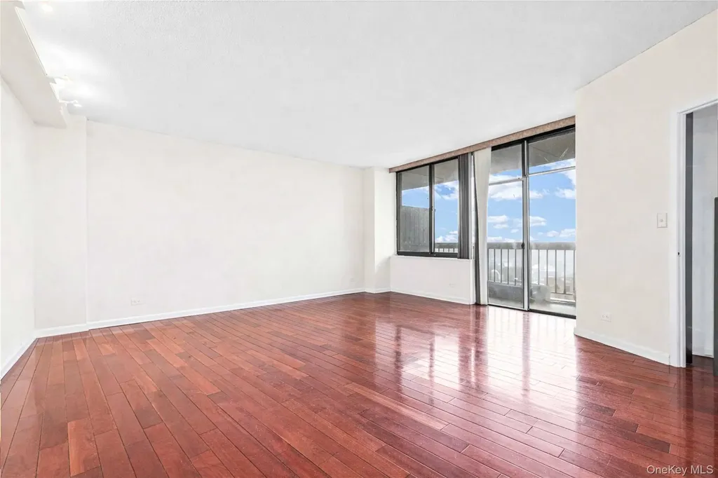 13835 Elder Avenue Flushing NY 11355