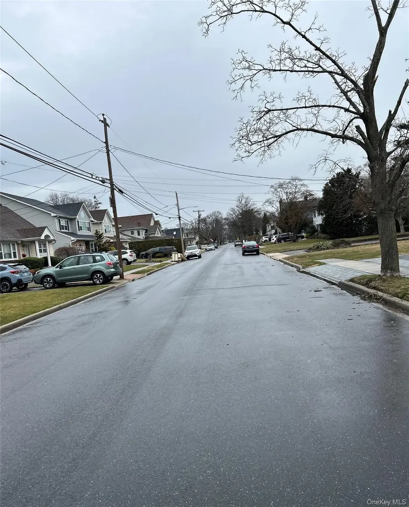 45 Richard Avenue North Merrick NY 11566