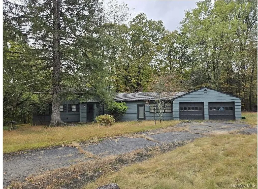 3 Edgebrook Lane Airmont NY 10952