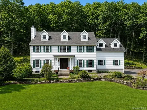 580 Oscawana Lake Road Putnam Valley NY 10579