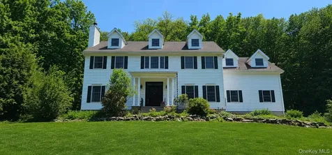 580 Oscawana Lake Road Putnam Valley NY 10579