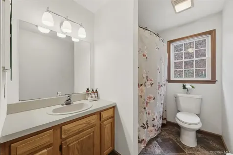 580 Oscawana Lake Road Putnam Valley NY 10579