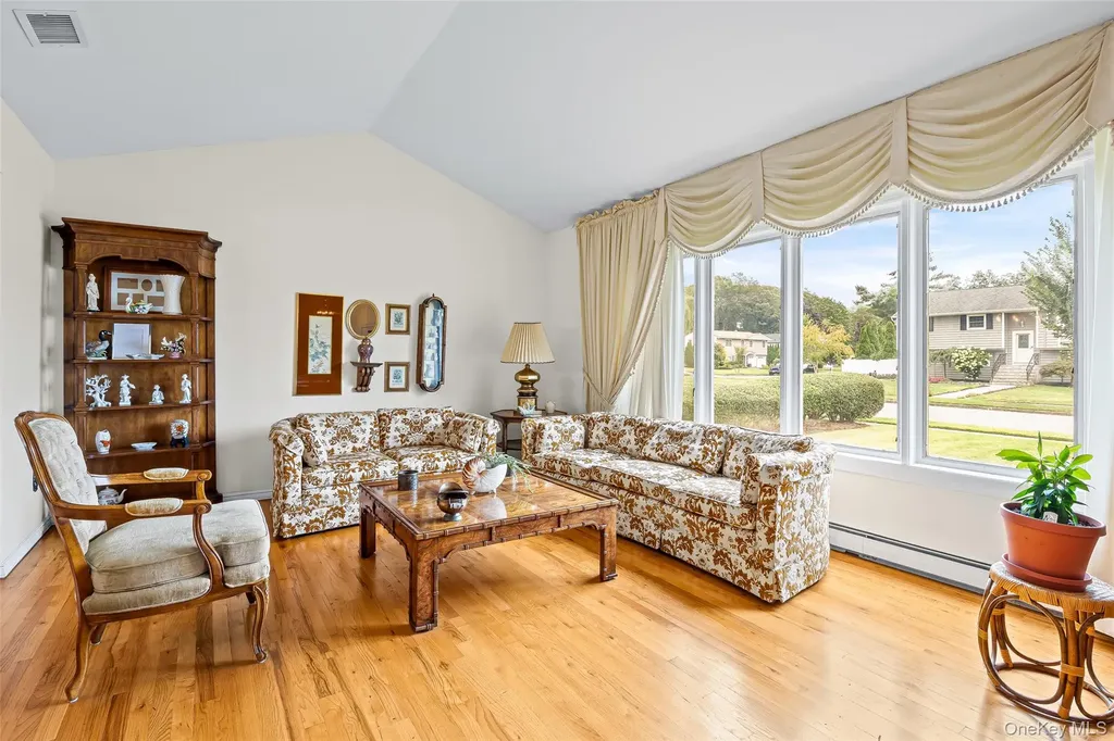 3 Louis Place Nesconset NY 11767