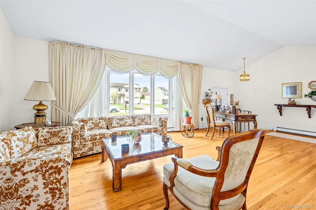 3 Louis Place Nesconset NY 11767
