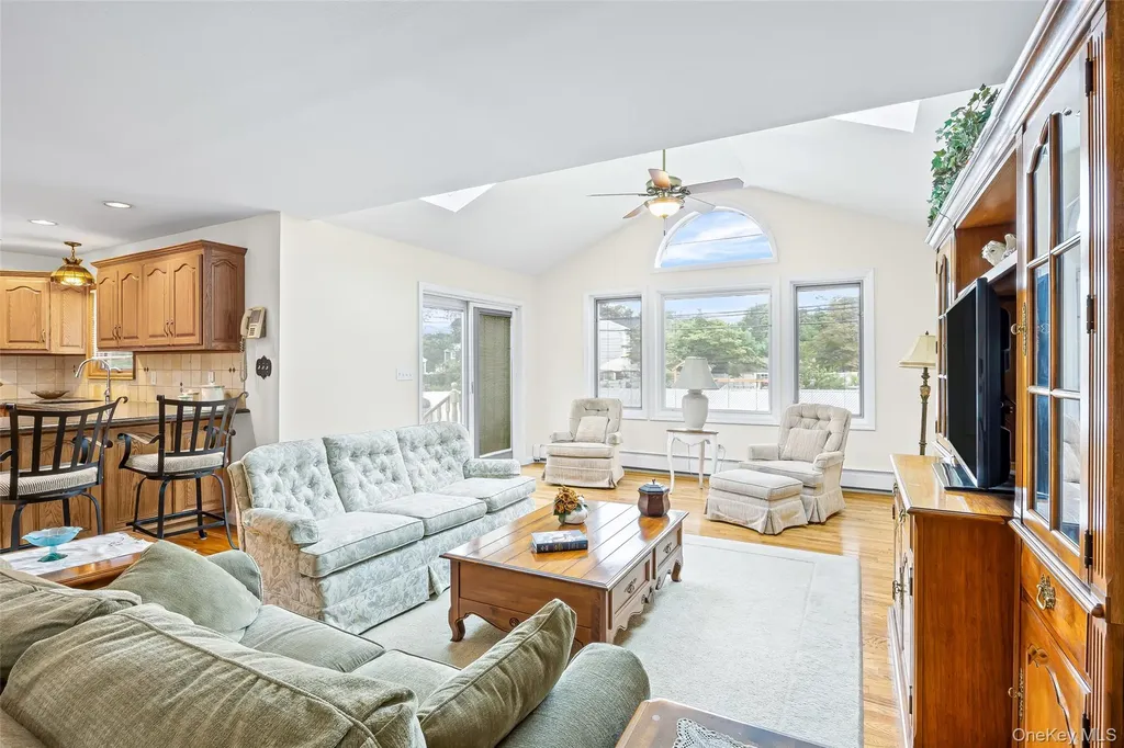 3 Louis Place Nesconset NY 11767