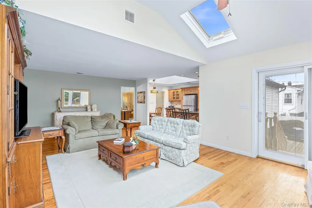 3 Louis Place Nesconset NY 11767