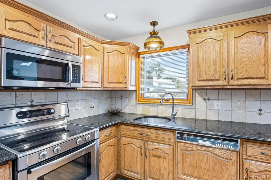 3 Louis Place Nesconset NY 11767