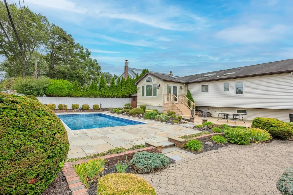 3 Louis Place Nesconset NY 11767