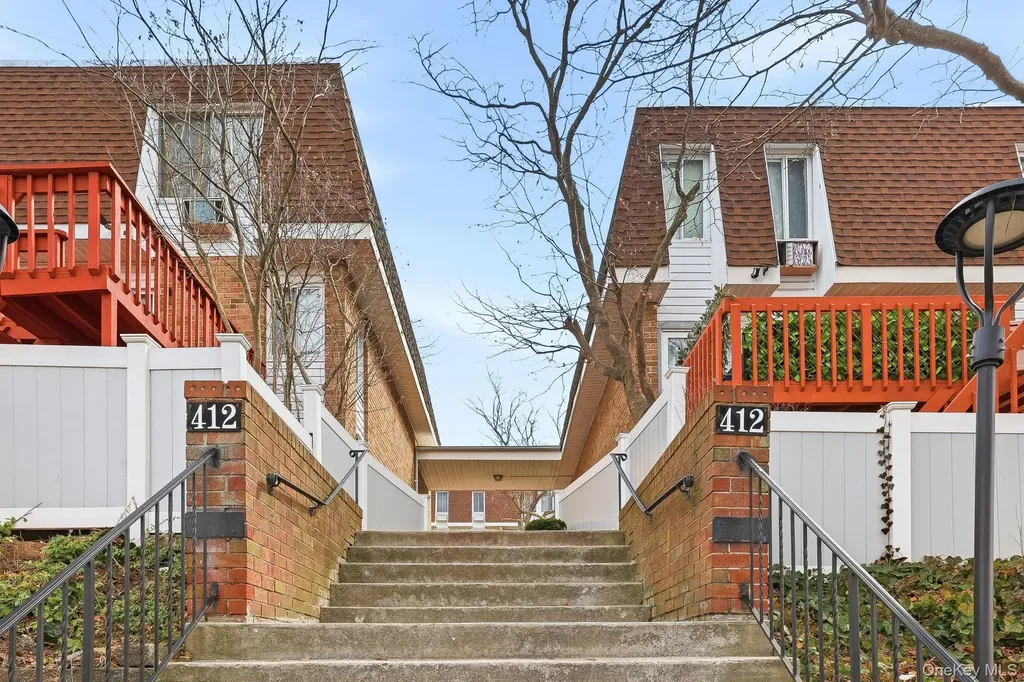 412 N Broadway Yonkers NY 10701