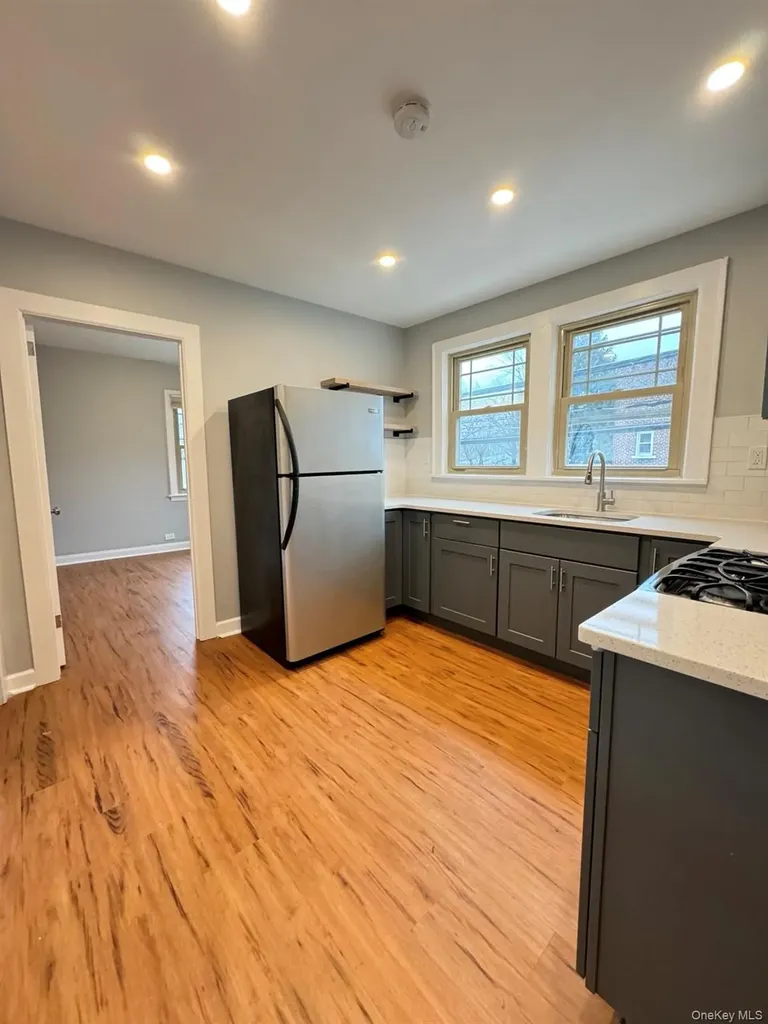 42 Alder Street Yonkers NY 10701
