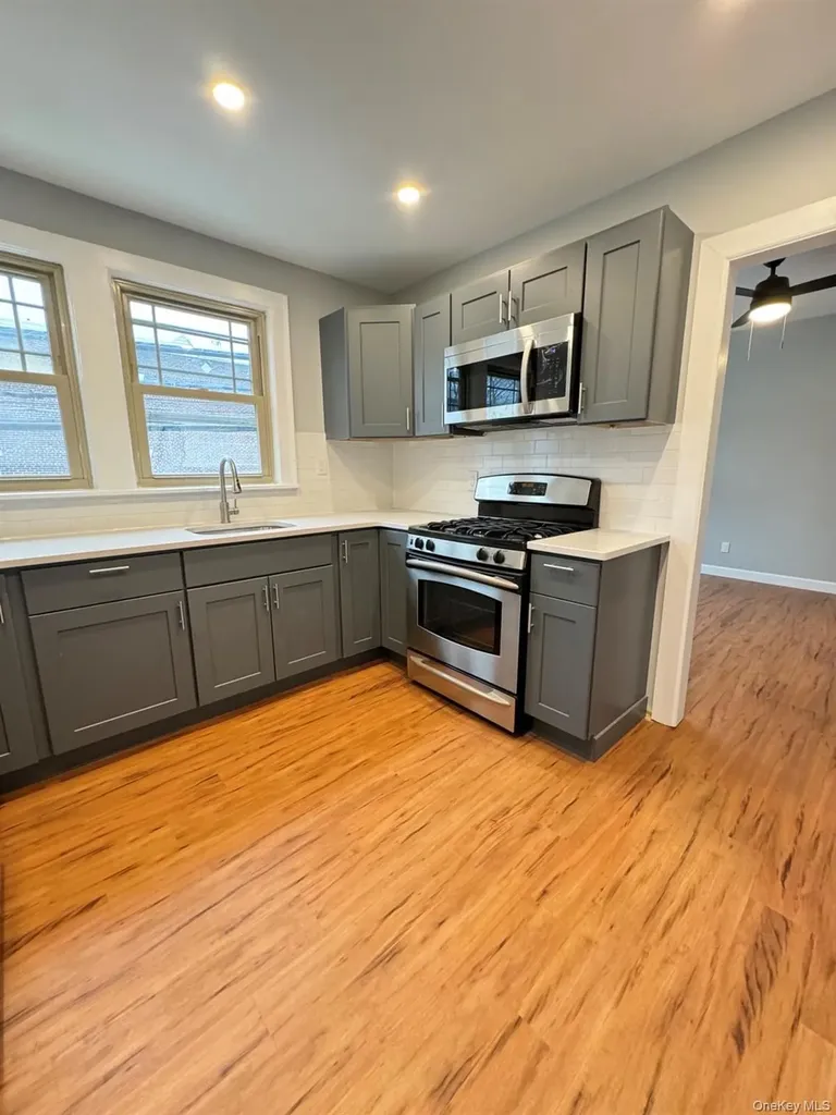 42 Alder Street Yonkers NY 10701