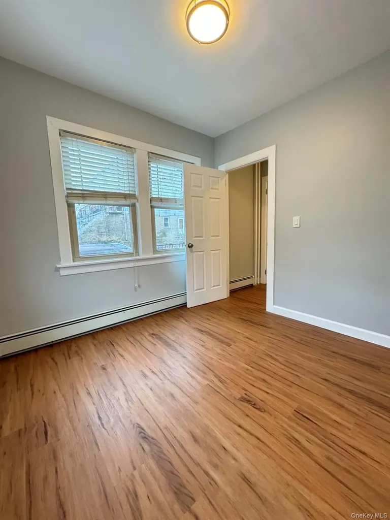 42 Alder Street Yonkers NY 10701
