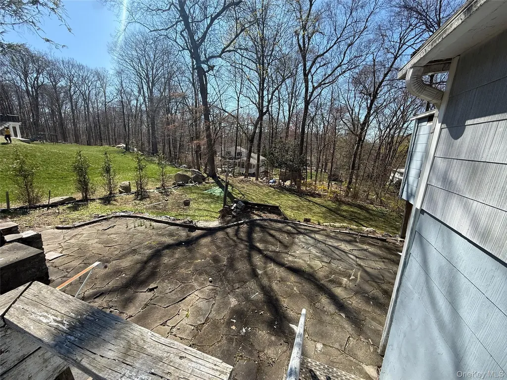 26 Forest Lane Crompond NY 10517