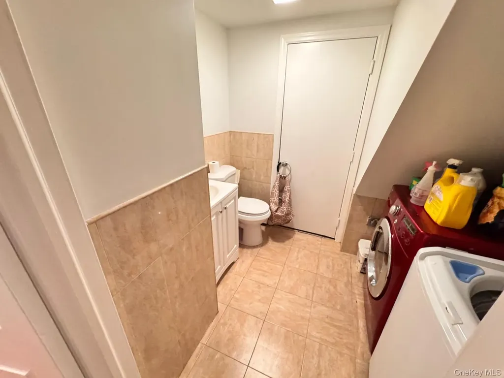 2885 W 23rd Street Brooklyn NY 11224