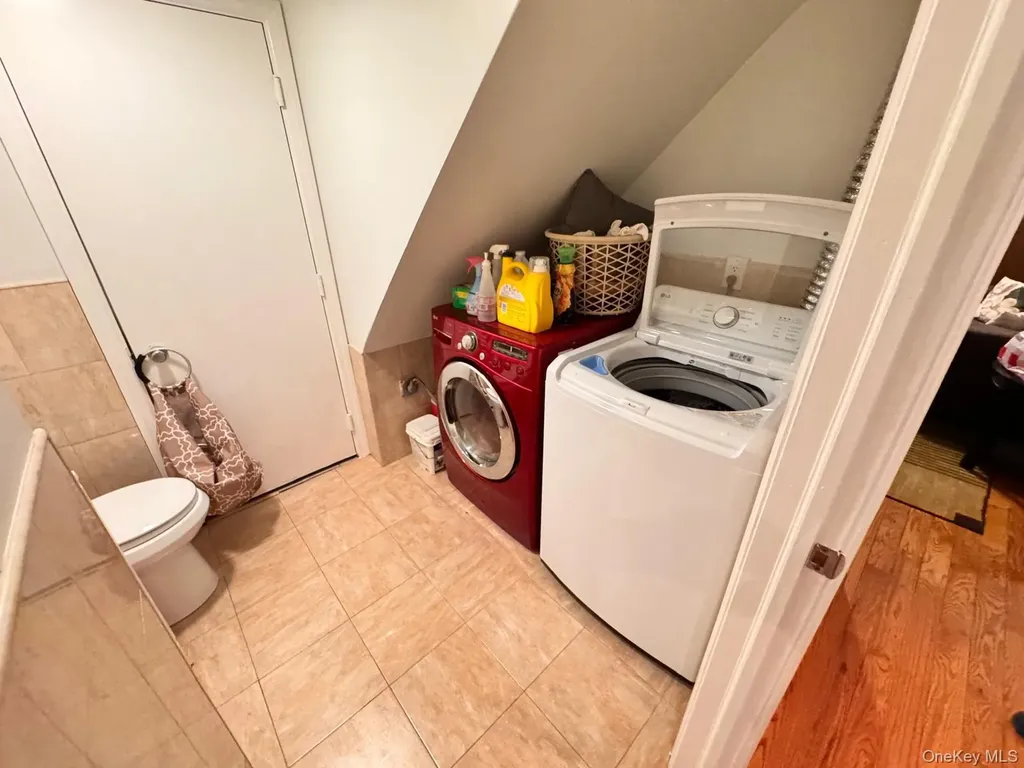 2885 W 23rd Street Brooklyn NY 11224