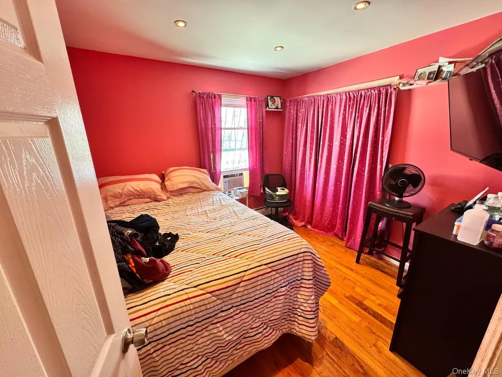 2885 W 23rd Street Brooklyn NY 11224
