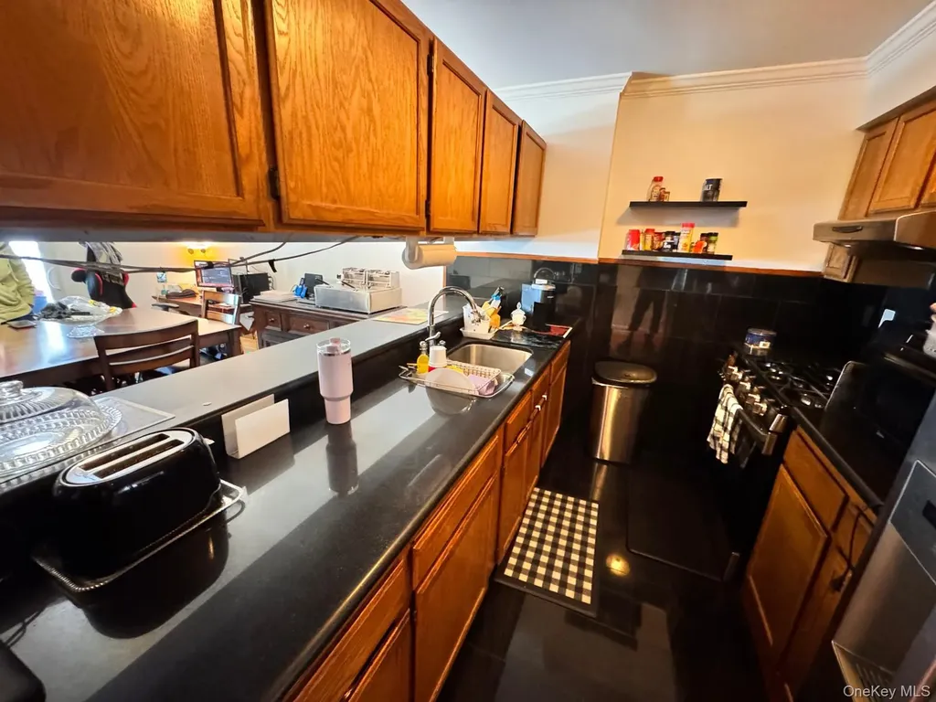 2885 W 23rd Street Brooklyn NY 11224